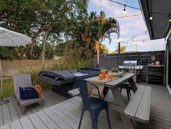 Luxurious Ranch Style Home Near Las Olas - Fort Lauderdale Getaway